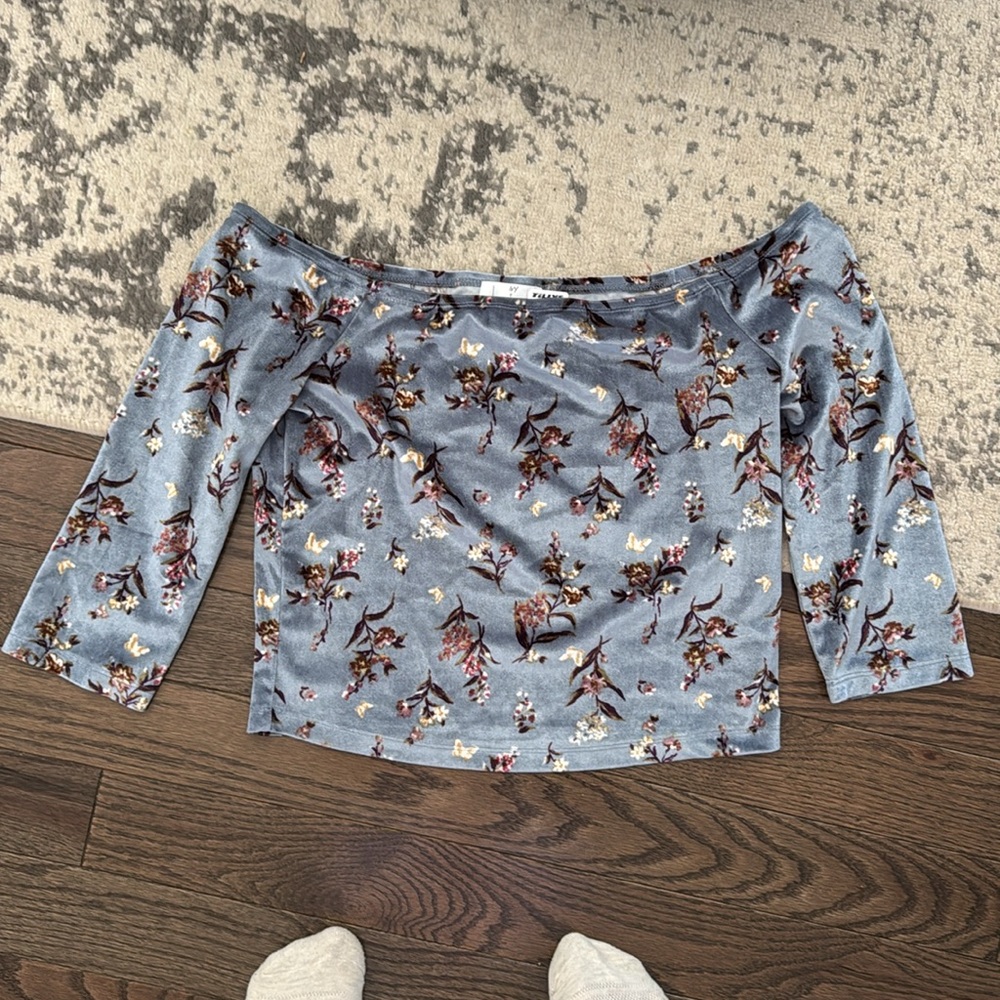 Tilly's blue top spring